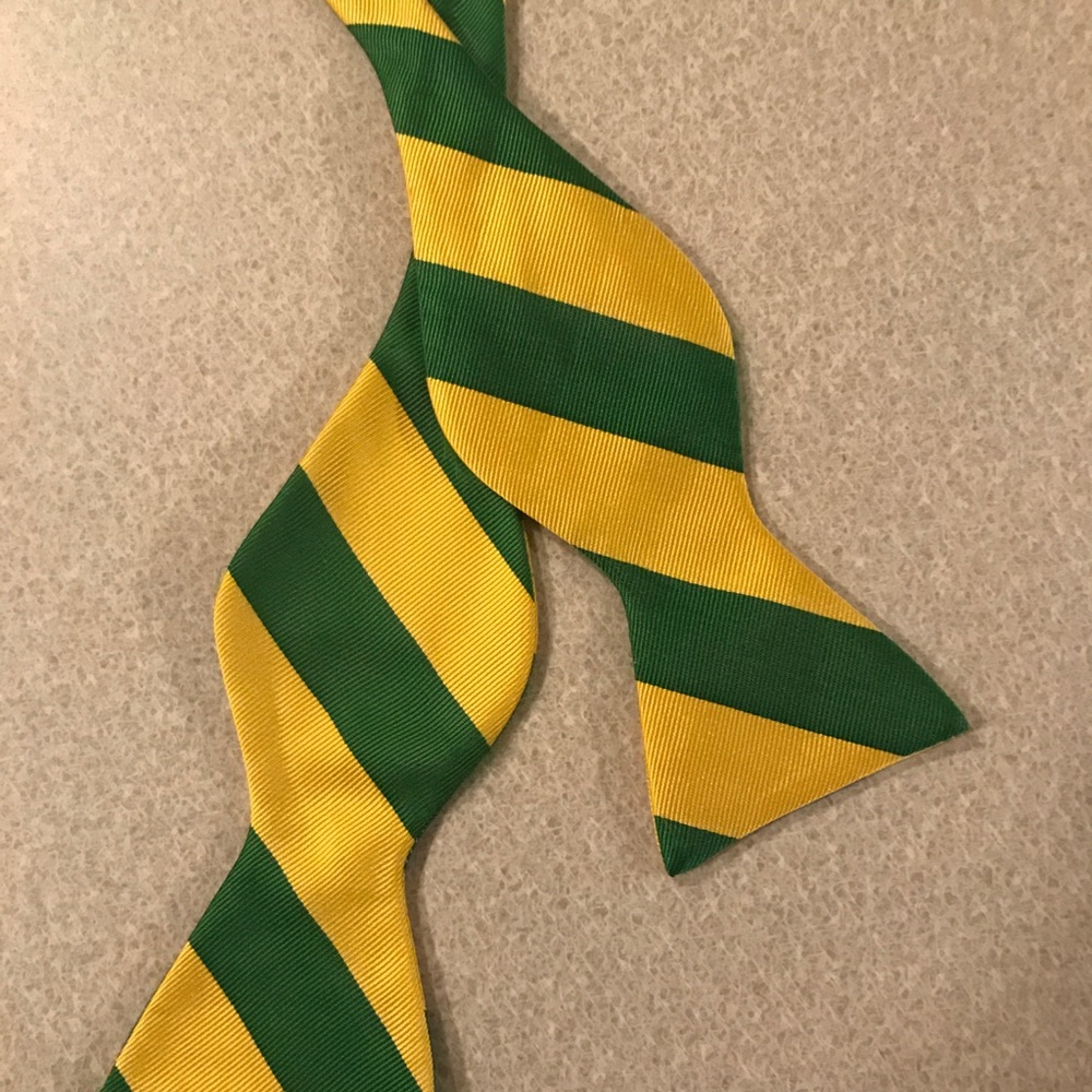 Men's Green and Gold Bow tie